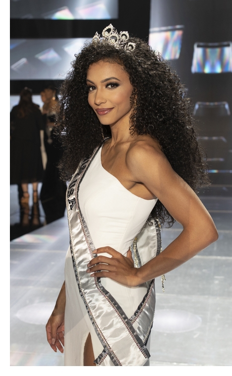 Miss USA 2019 Cheslie Kryst